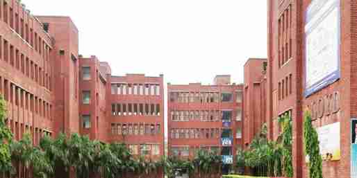 Lloyd Business School (LBS)