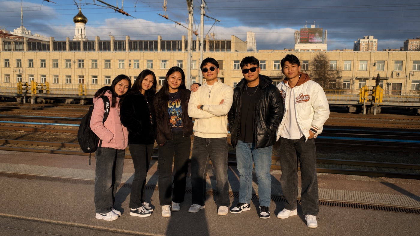 MyCareer India students on the platform near their university abroad.